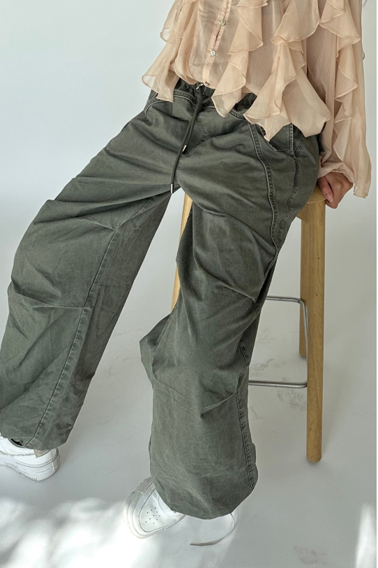 Continue - Bukser - Carrie - Army (Levering start december)